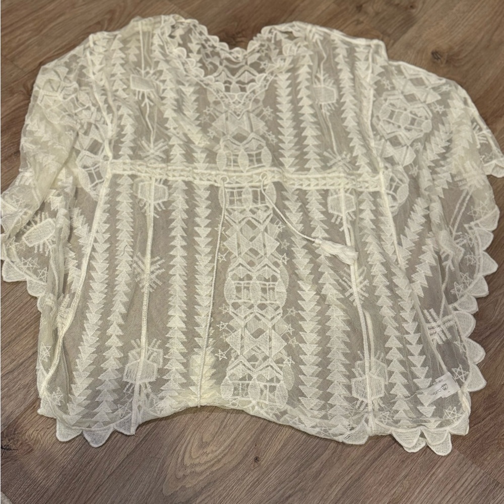 Cupshe Cream Lace Top